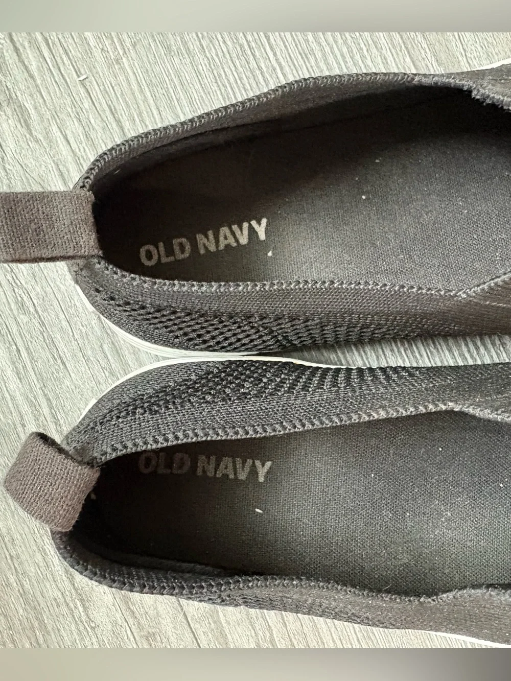Old Navy Black Slip-On Knit Sneakers. Kids size 1